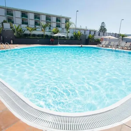 Deluxe Twin With Half Board, Only Adults In * Playa del Inglés