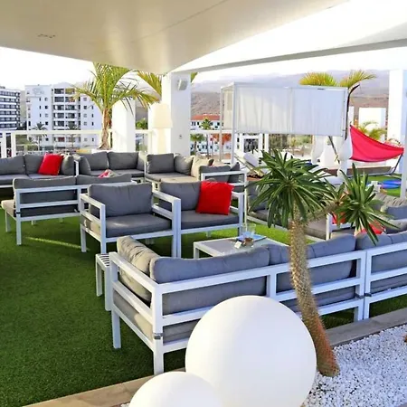 Deluxe Twin With Half Board, Only Adults In * Playa del Inglés